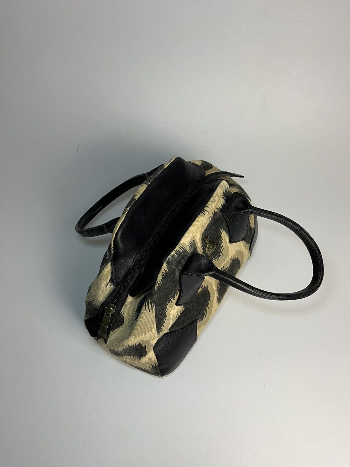 Vivienne Westwood Vivienne Westwood Safari in Black & White Medium Yasmin Bag Size ONE SIZE - 13 Thumbnail