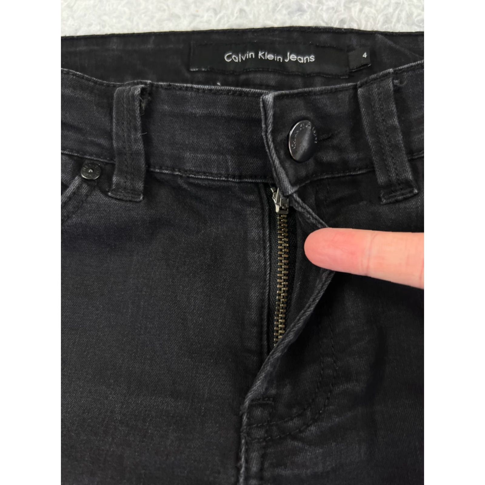 Calvin Klein Calvin Klein Women's Jeans 4 Black Denim Straight Leg Stretch Cotton 28x30 Fall Winter Womens Size 27" / US 4 / IT 40 - 6 Thumbnail