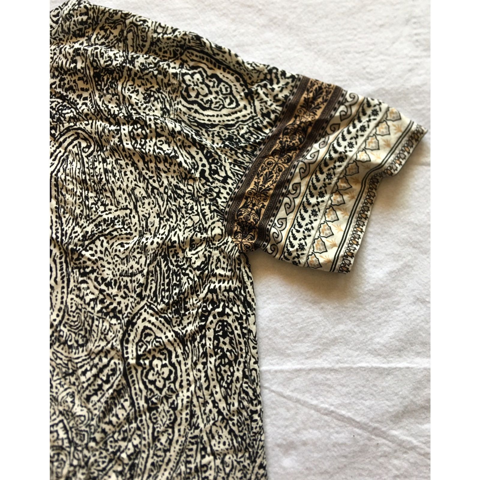 Forever 21 FOREVER 21 Shirt Dress Tunic / B7 / Ivory Black Animal Print / Button-Up / Collared / Sleeveless Long Shirt Dress / L / Women Size L / US 10 / IT 46 - 8 Thumbnail