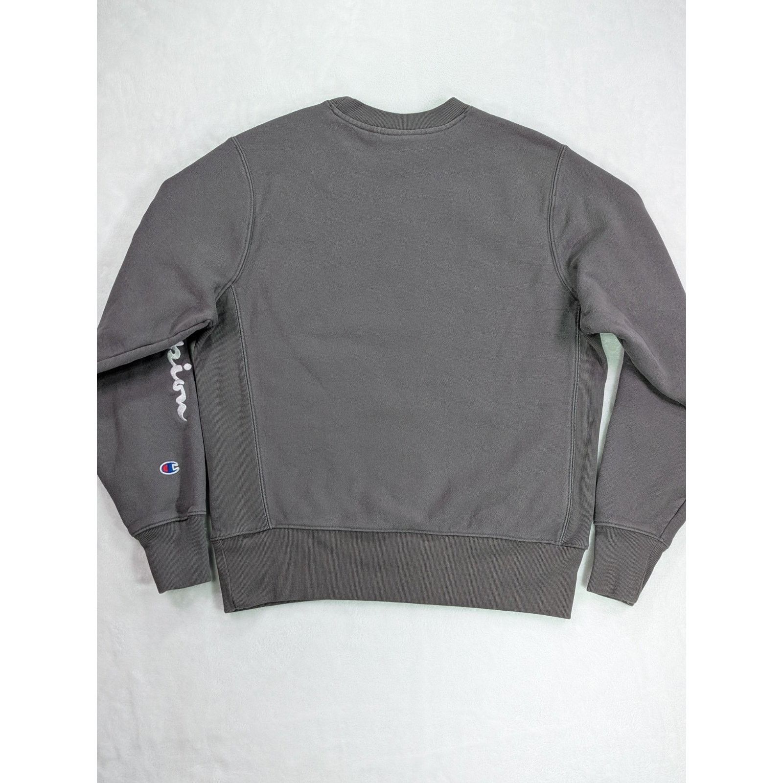 Champion Sz M Gray Reverse Weave Heavyweight Sweatshirt VTG Y2K Size US M / EU 48-50 / 2 - 10 Thumbnail