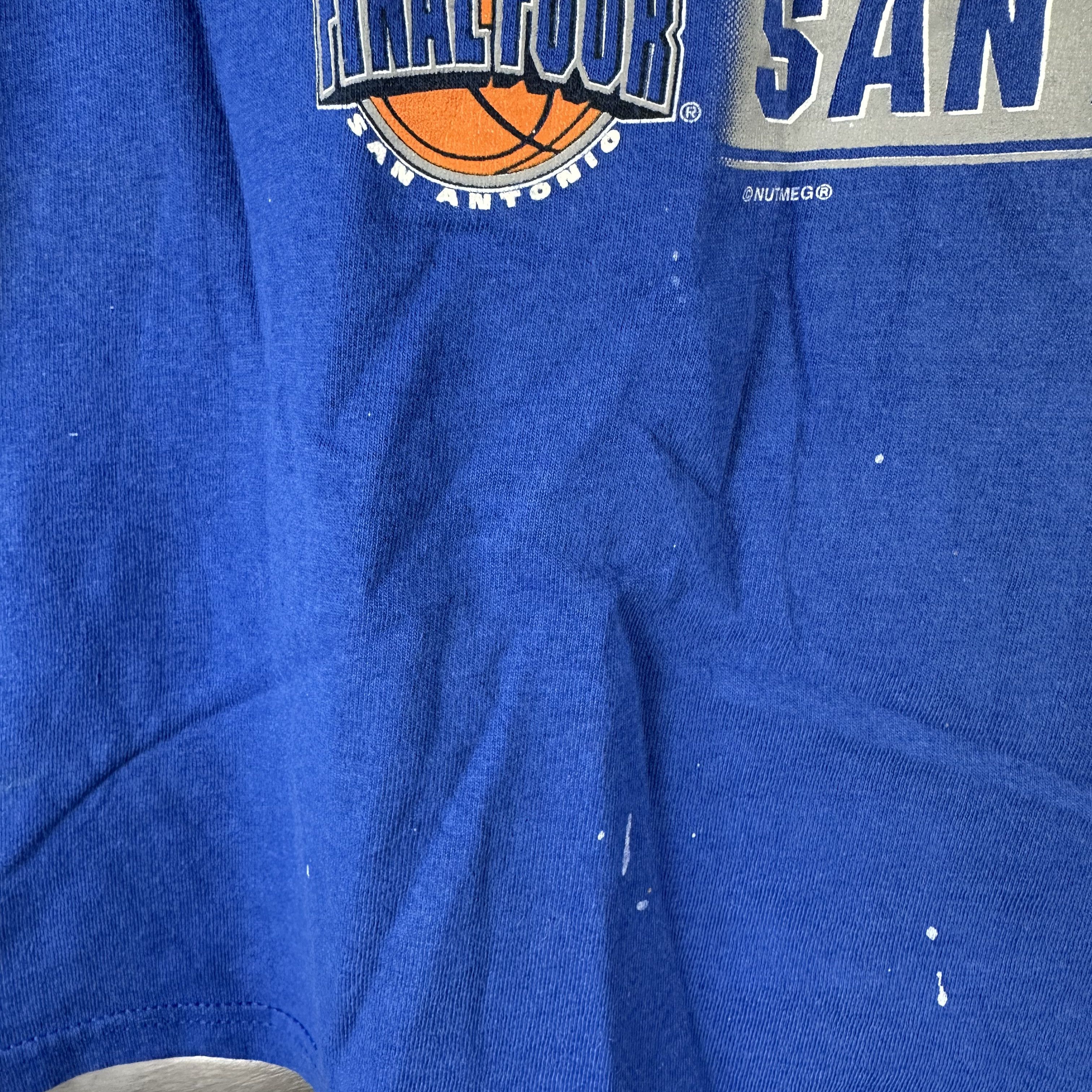 Vintage 1998 NCAA College Basketball Final Four Graphic XL T-Shirt Size US XL / EU 56 / 4 - 6 Thumbnail