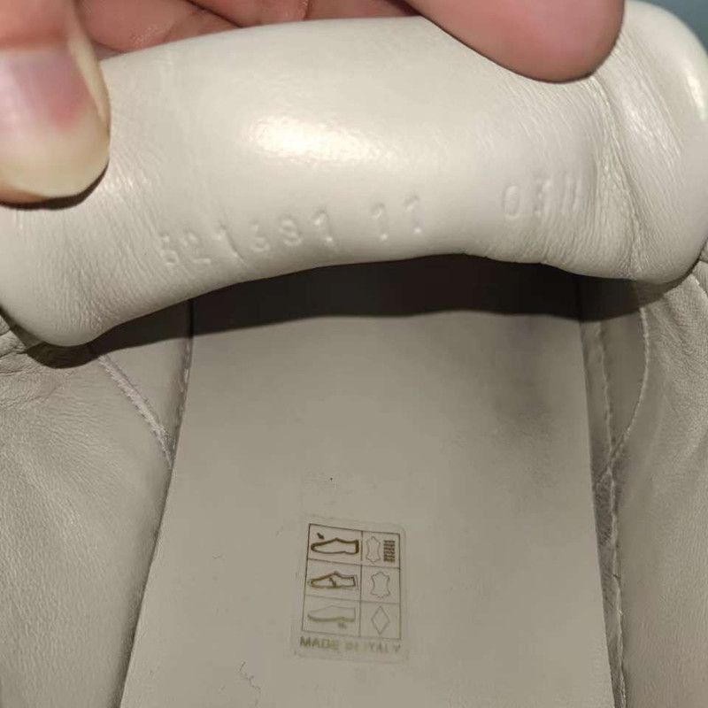 Gucci Gucci Leather Bee Fashion Sneakers for All - Size US 11 / EU 44 - 5 Thumbnail