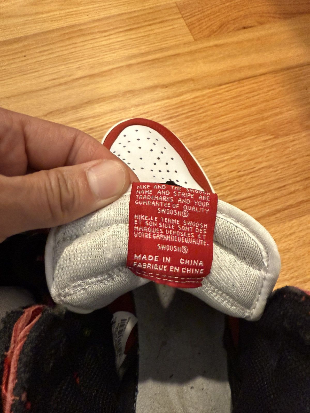 Jordan Brand × Nike Air Jordan 1 High chicago 2015 (size 8.5) Size US 8.5 / EU 41-42 - 12 Thumbnail
