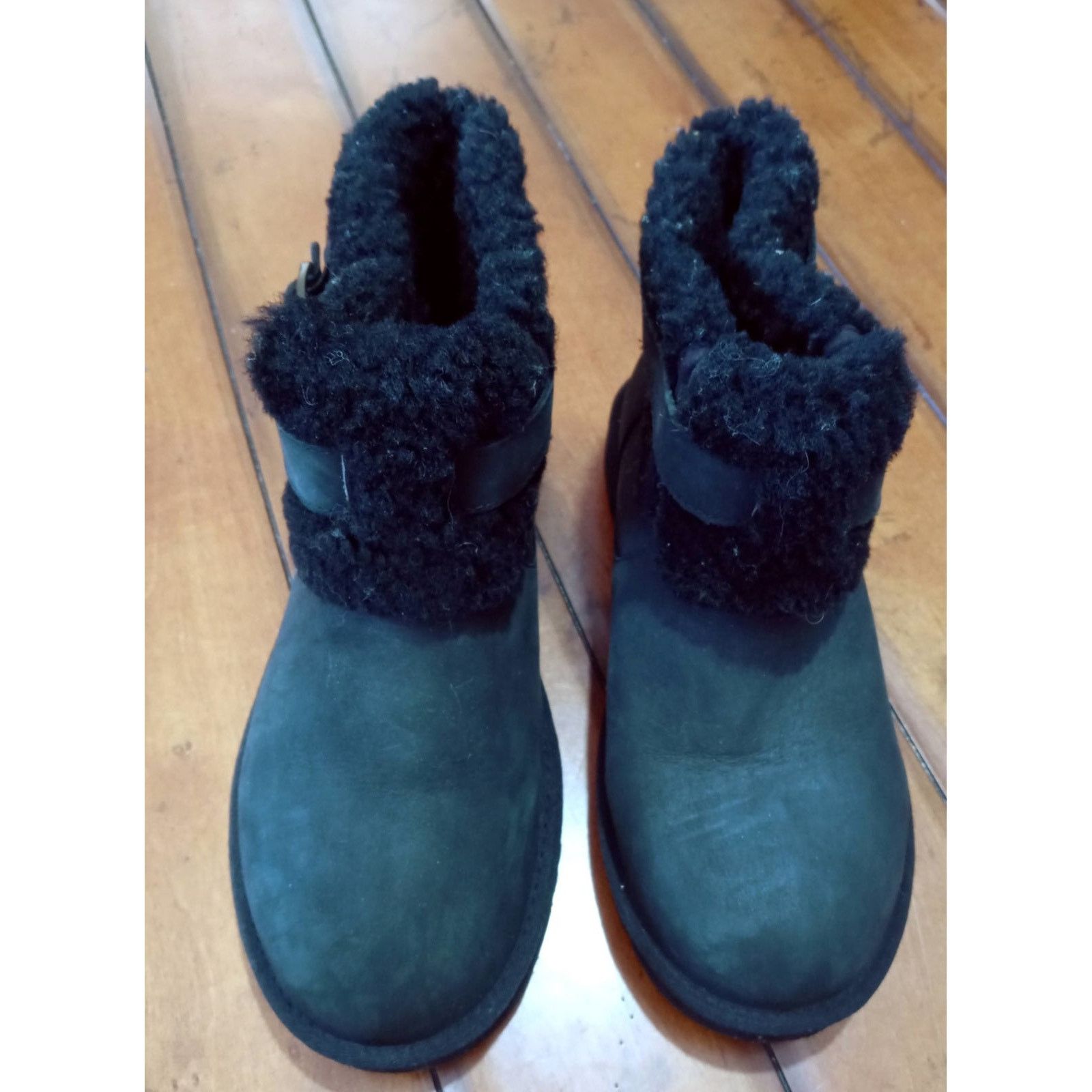 Ugg UGG Australia Jocelin Black Suede Sheepskin Lined Boots 7 Size US 7 / IT 37 - 2 Thumbnail