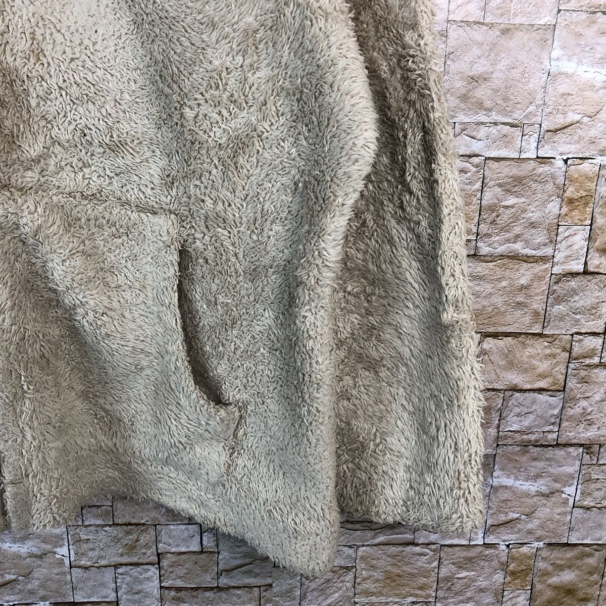 Japanese Brand The Oriat Cream fleece Sweater hoodie #A504 Size US M / EU 48-50 / 2 - 8 Thumbnail
