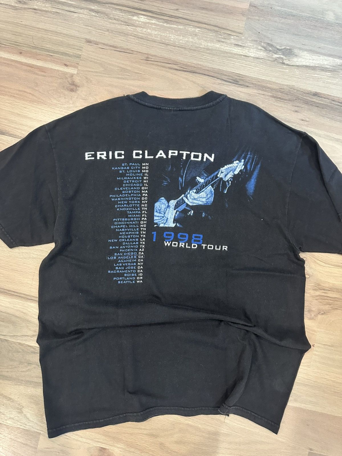 Band Tees Vintage 1998 Eric Clapton World Tour Shirt Hanes Large Size US L / EU 52-54 / 3 - 4 Thumbnail