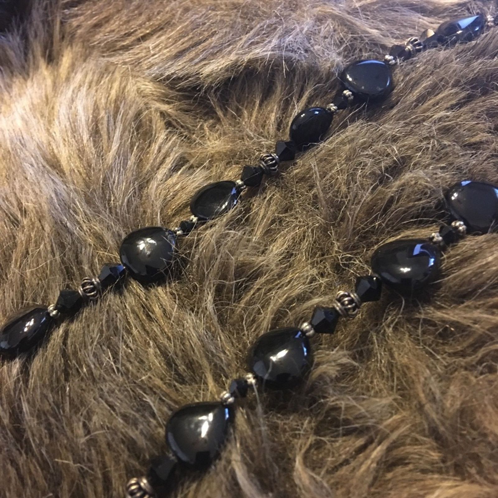 Vintage Vintage black glass gem cut out pendant necklace Size ONE SIZE - 10 Thumbnail