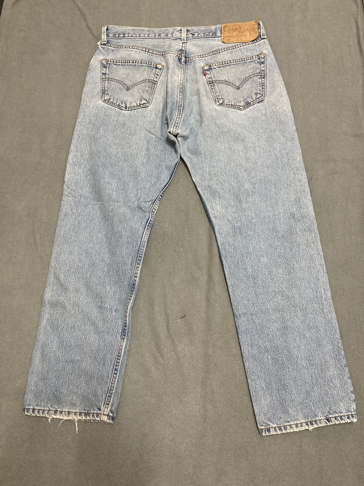 Levi's Vintage 90’s Levis 501 jeans Made in Mexico for Men Size US 36 / EU 52 - 12 Thumbnail