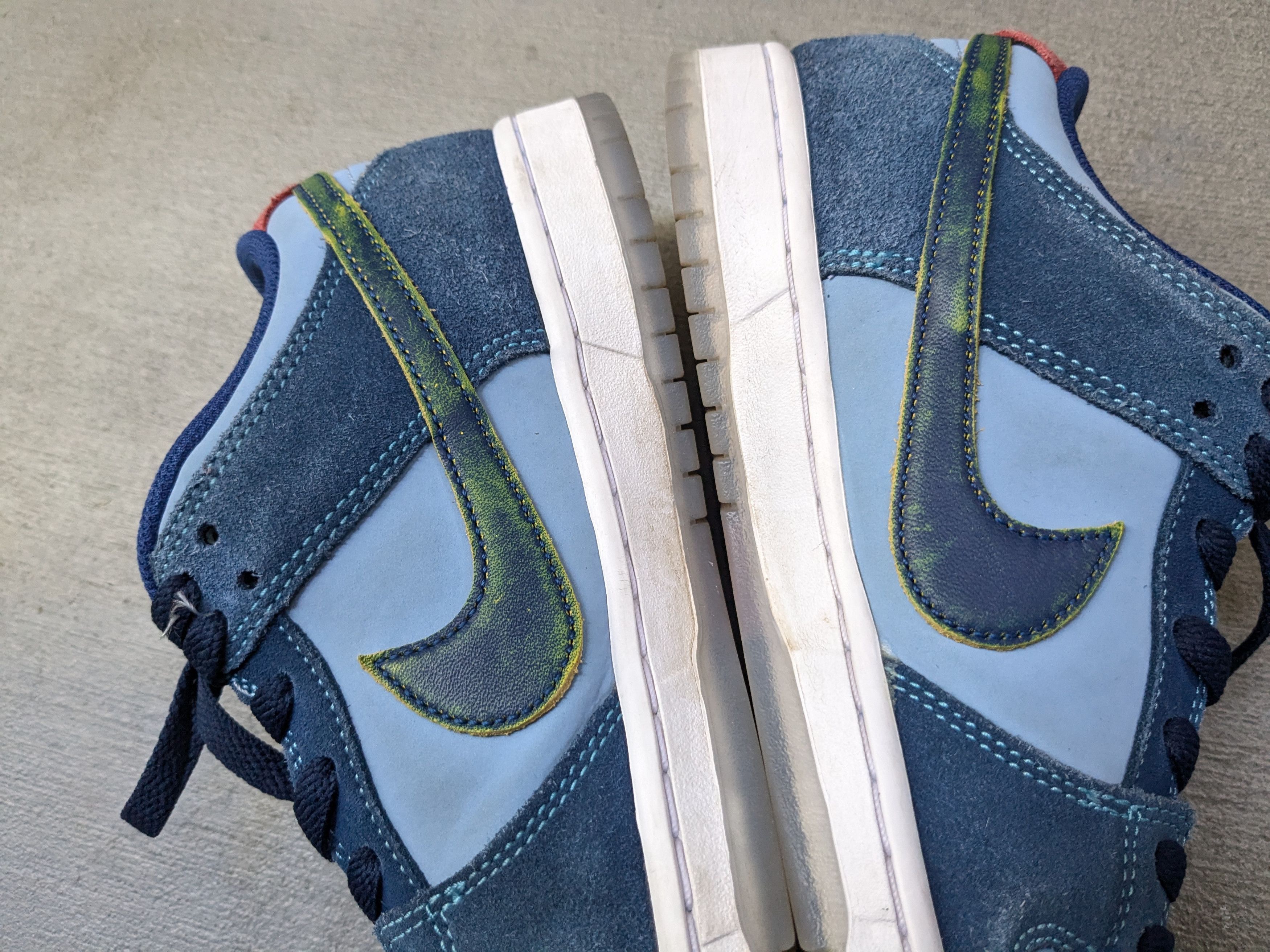 Nike Nike SB Dunk Low Pro Why So Sad? Blue Suede DX5549-400 Size US 8 / EU 41 - 15 Thumbnail