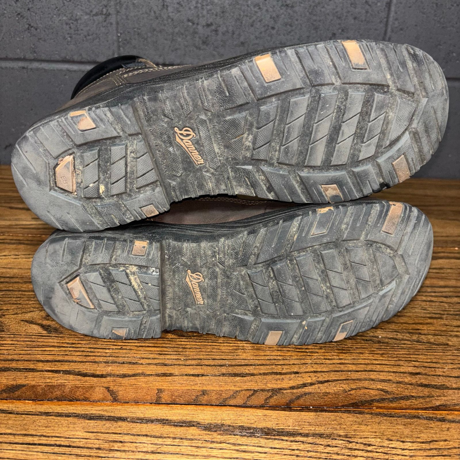 Danner Danner Caliper Aluminum Toe Work Boots 10.5 EE Brown Leather Size US 10.5 / EU 43-44 - 6 Thumbnail