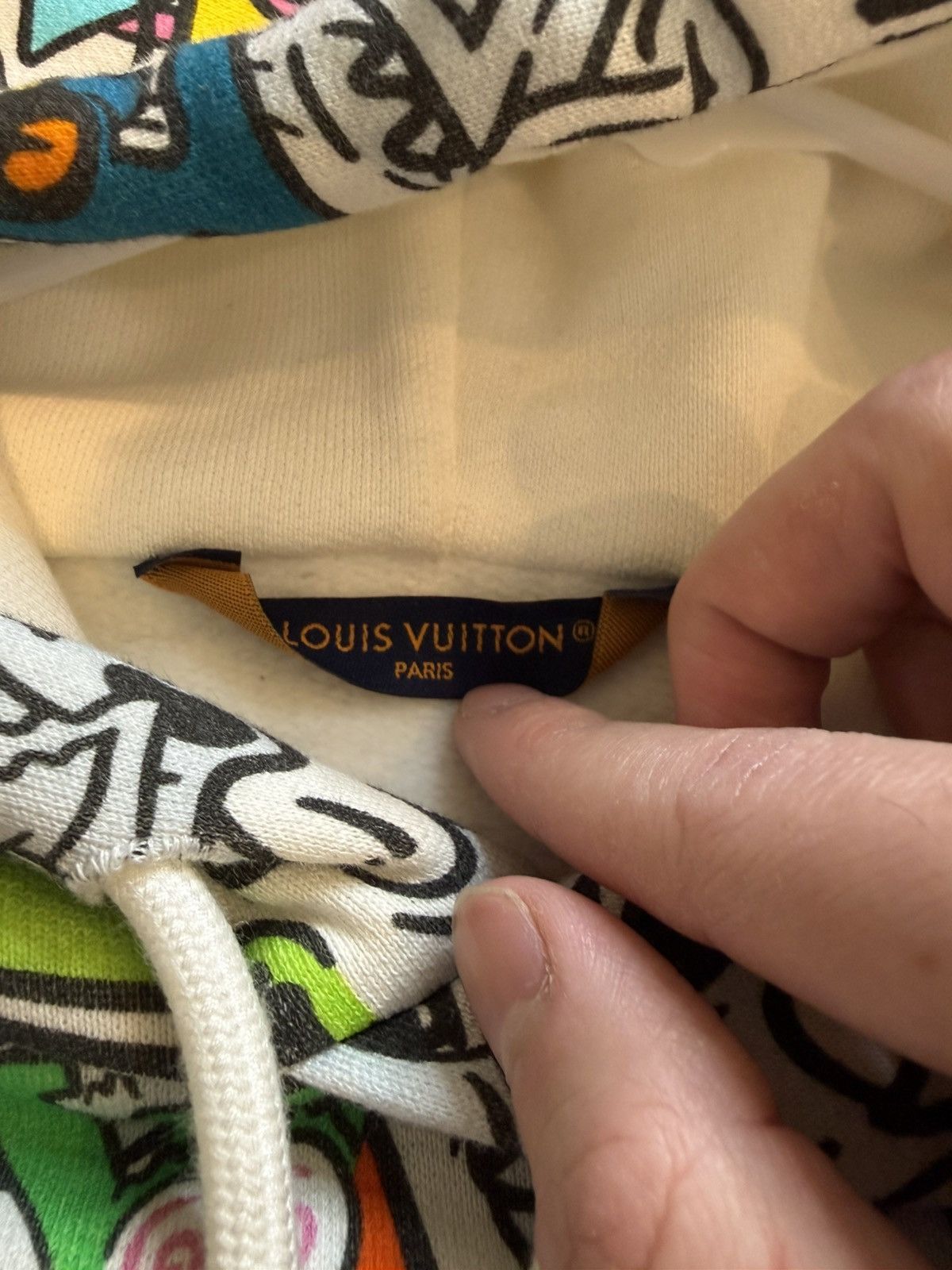 Louis Vuitton Louis Vuitton Comics Hoodie Size US M / EU 48-50 / 2 - 7 Thumbnail