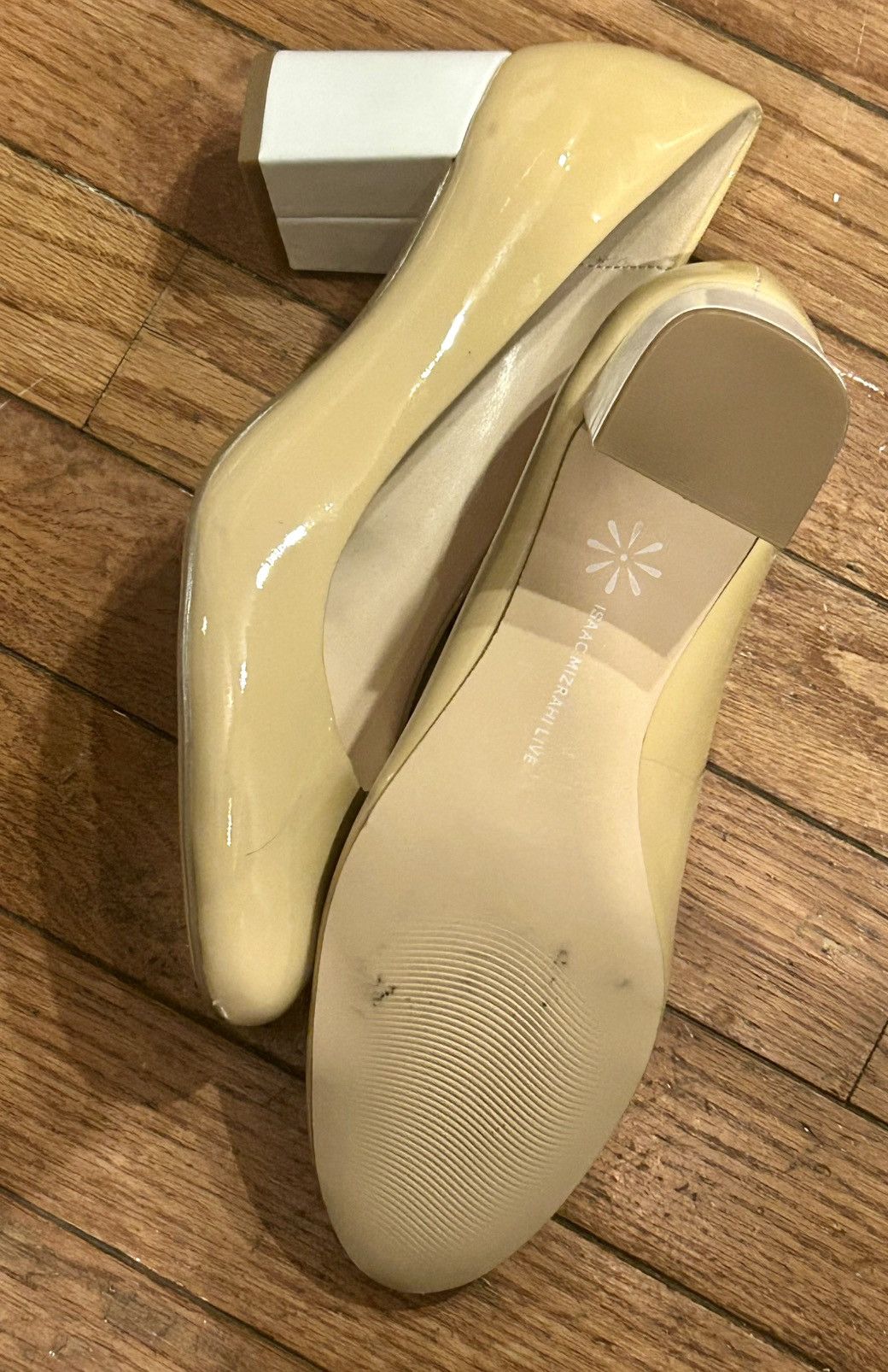 Isaac Mizrahi Isaac Mizrahi Kourtney Camel Patent Leather Size US 7 / IT 37 - 4 Thumbnail
