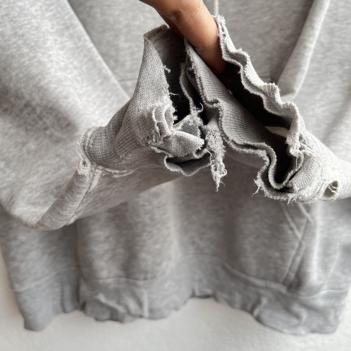 VINTAGE STUSSY SKULL BIG LOGO FRONT DISTRESSED HOODIE