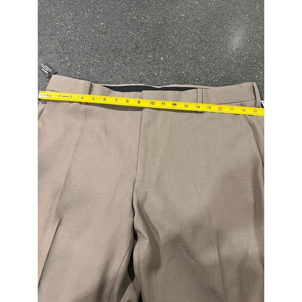 Van Heusen Van Heusen Traveler Slim Fit Mens Flat Front Pant size 38x30 Size US 38 / EU 54 - 6 Thumbnail