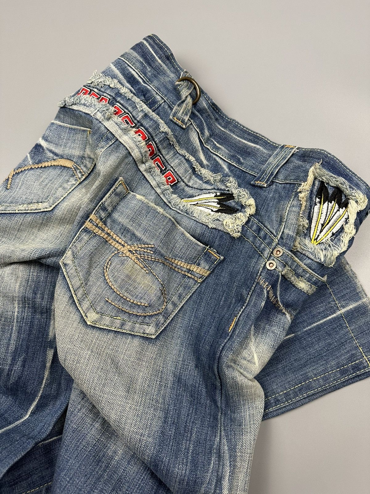 If Six Was Nine 🔥Flared🔥Vintage Red Pepper Embroidered Acidwash Flared Denim Size US 26 / EU 42 - 10 Thumbnail