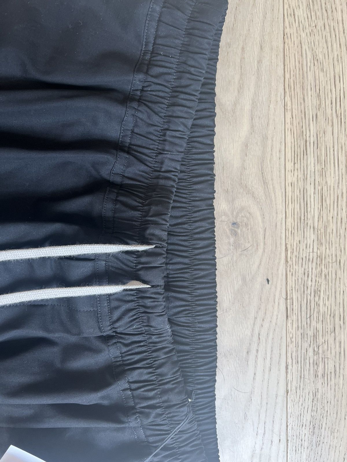 Rick Owens Rick Owens Pod Shorts Black Size US 40 / EU 56 - 4 Thumbnail