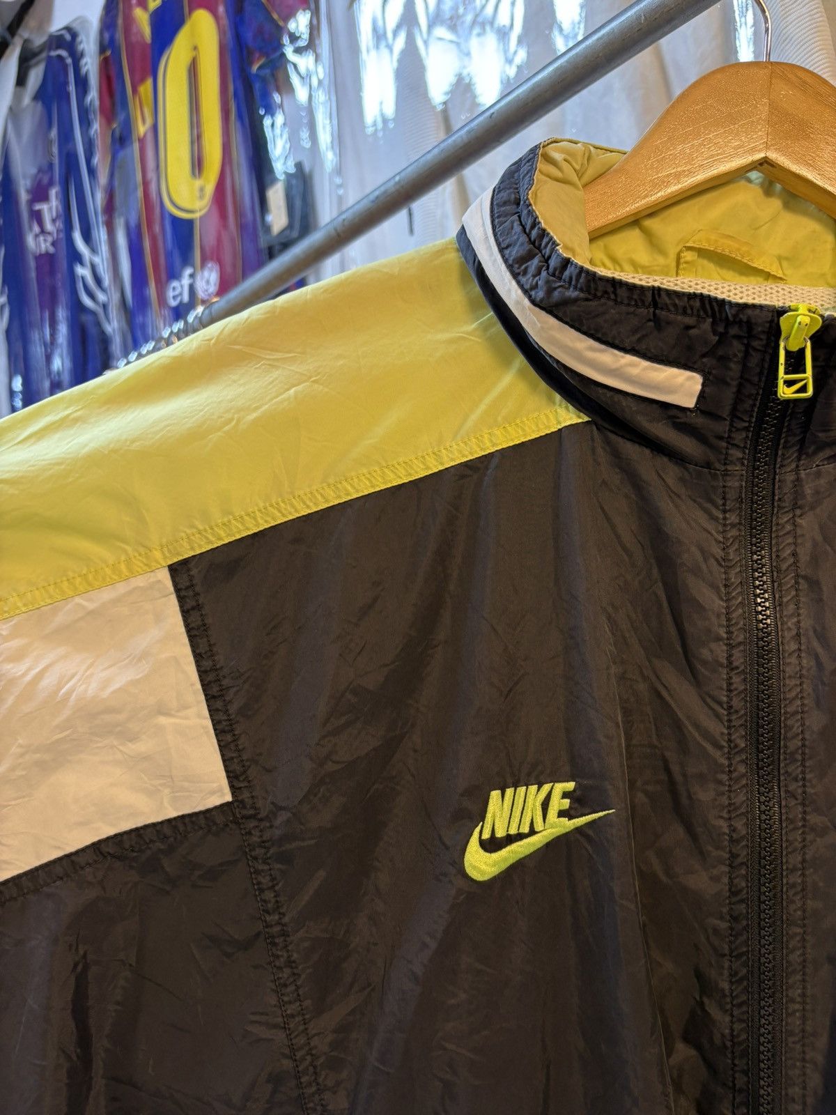 Nike Rare Vintage Borussia Dortmund Tracksuit Size US XL / EU 56 / 4 - 8 Thumbnail