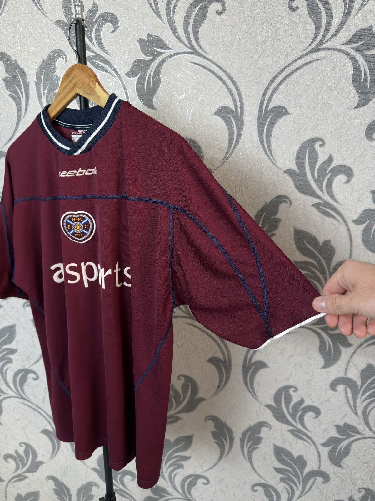 Reebok VTG Reebok Hearts of Midlothian 2002/2004 Home Shirt Jersey Size US XL / EU 56 / 4 - 14 Thumbnail