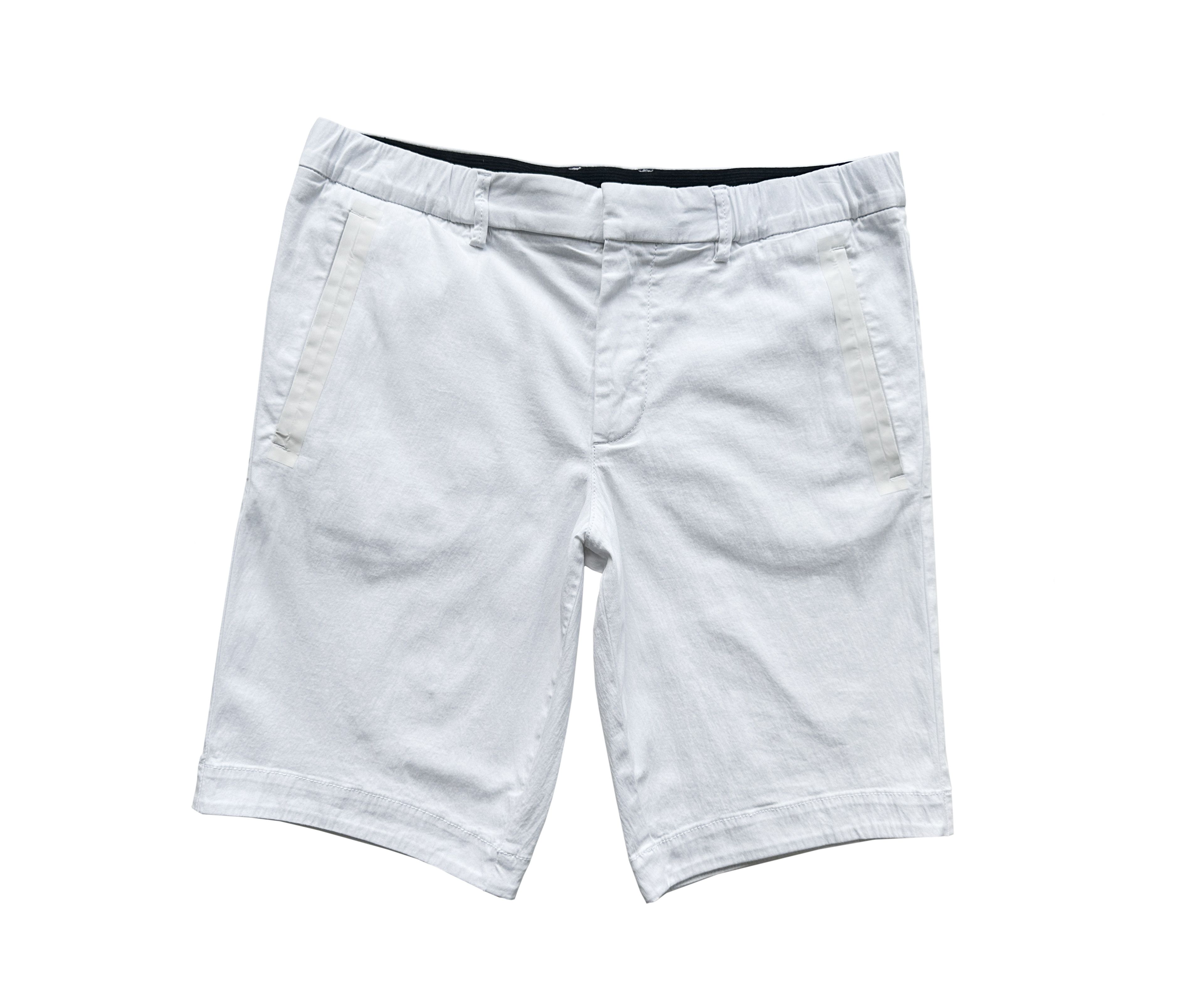 Hugo × Hugo Boss Hugo Boss white chino shorts Size US 32 / EU 48 - 1 Thumbnail