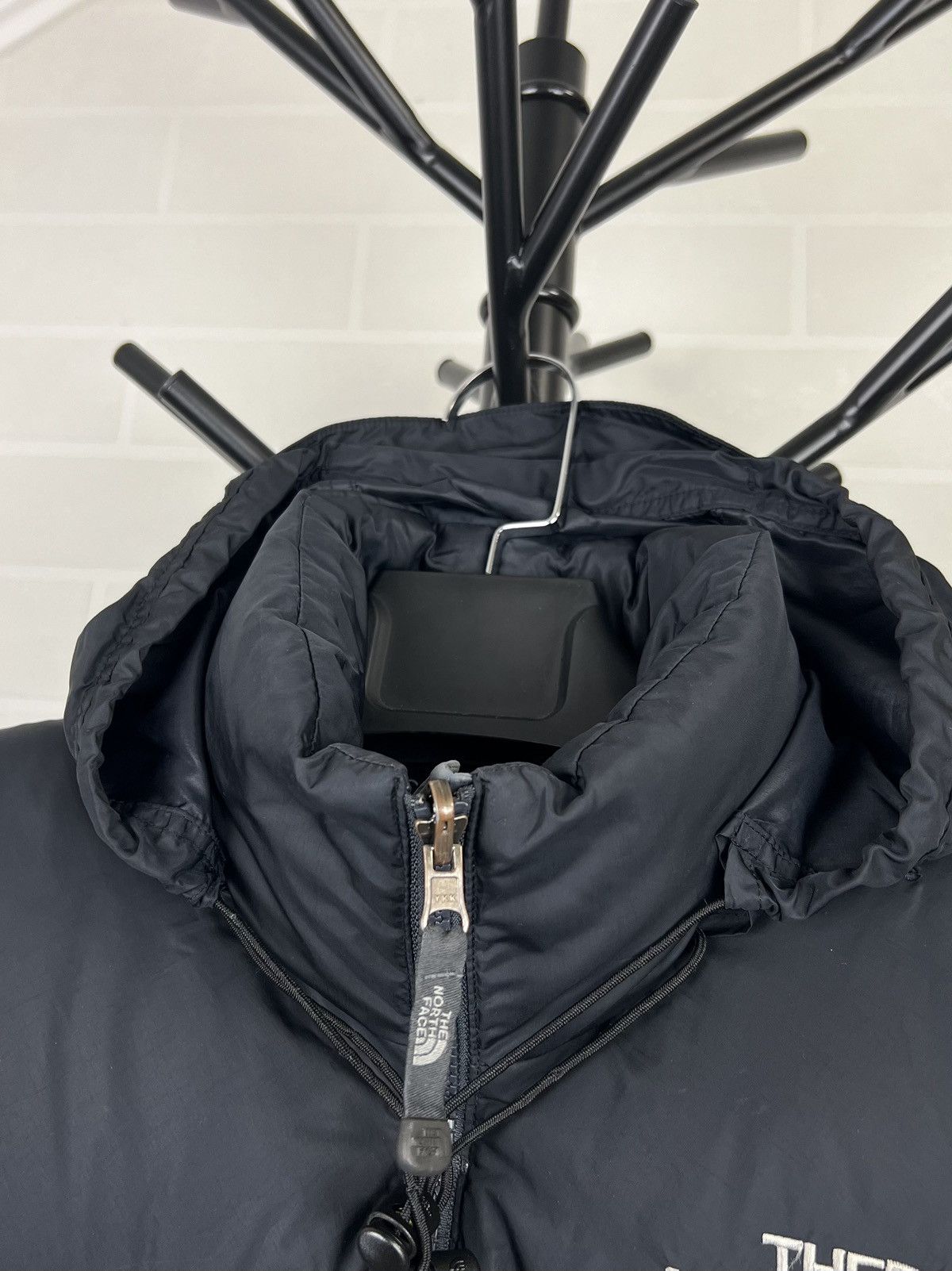 The North Face THE NORTH FACE Down Puffer Jacket Nuptse 700 Logo Mens Size US XS / EU 42 / 0 - 9 Thumbnail