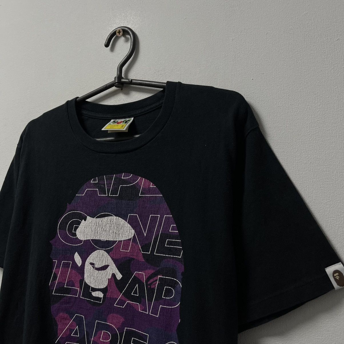 Bape A Bathing Ape Bape Big Logo T-shirt Men Size M Size US M / EU 48-50 / 2 - 2 Thumbnail
