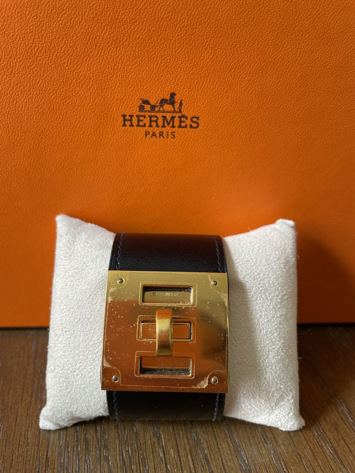 Hermes Authentic Hermes Kelly Dog Bracelet In Black Leather/Gold Size ONE SIZE - 8 Thumbnail