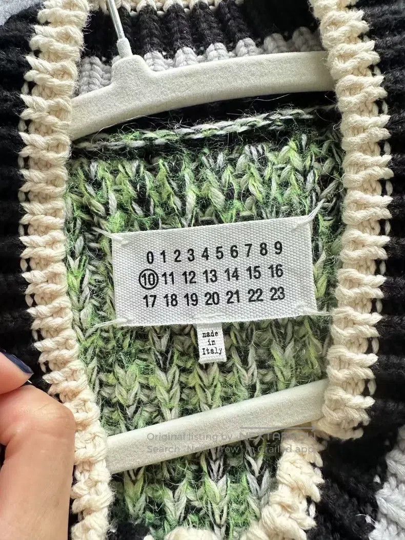 Maison Margiela Maison Margiela Knitted vest Size US M / EU 48-50 / 2 - 7 Thumbnail