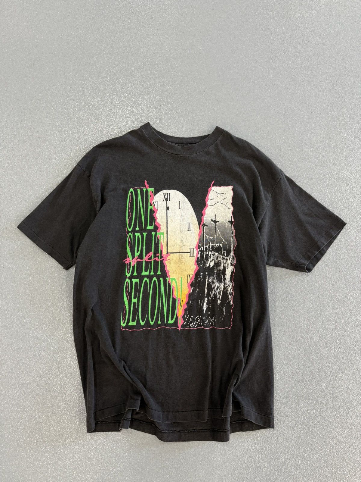 Vintage Vintage Jesus Faded One Split Second 90s Tee Grail Rare Size US XL / EU 56 / 4 - 1 Thumbnail