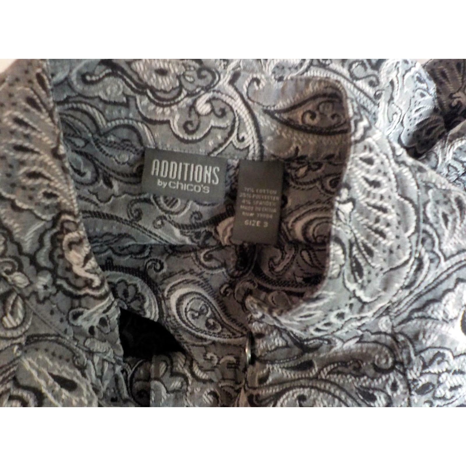 Vintage ADDITIONS BY Chico's Paisley Jacket Button Front Banded Collar Gray/Black Short Jacket Womens SZ 3 Regular 46 Cotton Blend Sleeve Long 25" Chest 46 Size XS / US 0-2 / IT 36-38 - 6 Thumbnail