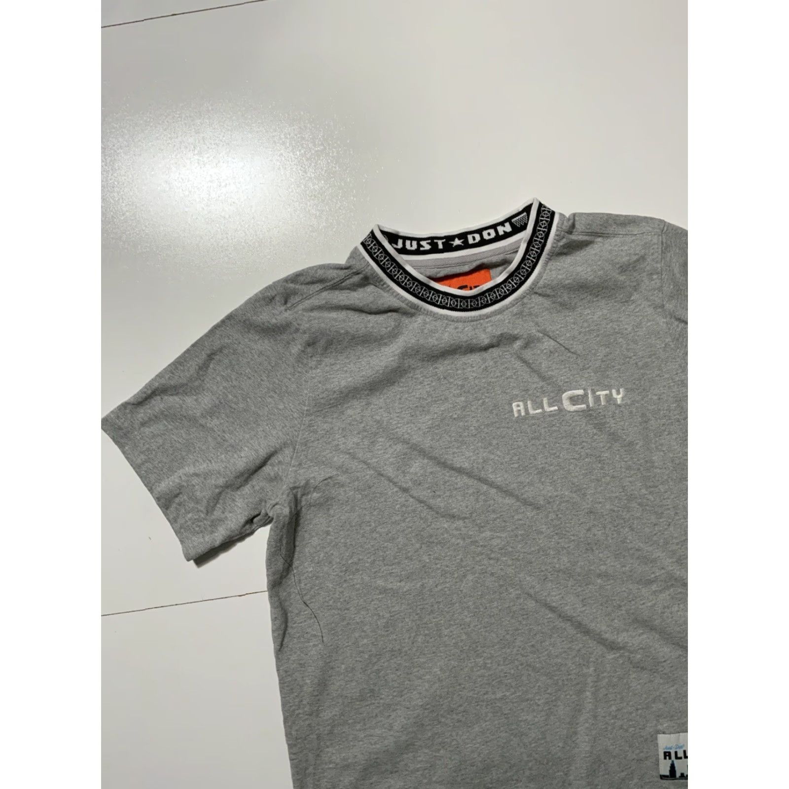Just Don Just Don All City Basketball Gray Heather Gray Embroidered S/S T-Shirt Sz. S Mens Shirt Size US S / EU 44-46 / 1 - 3 Thumbnail