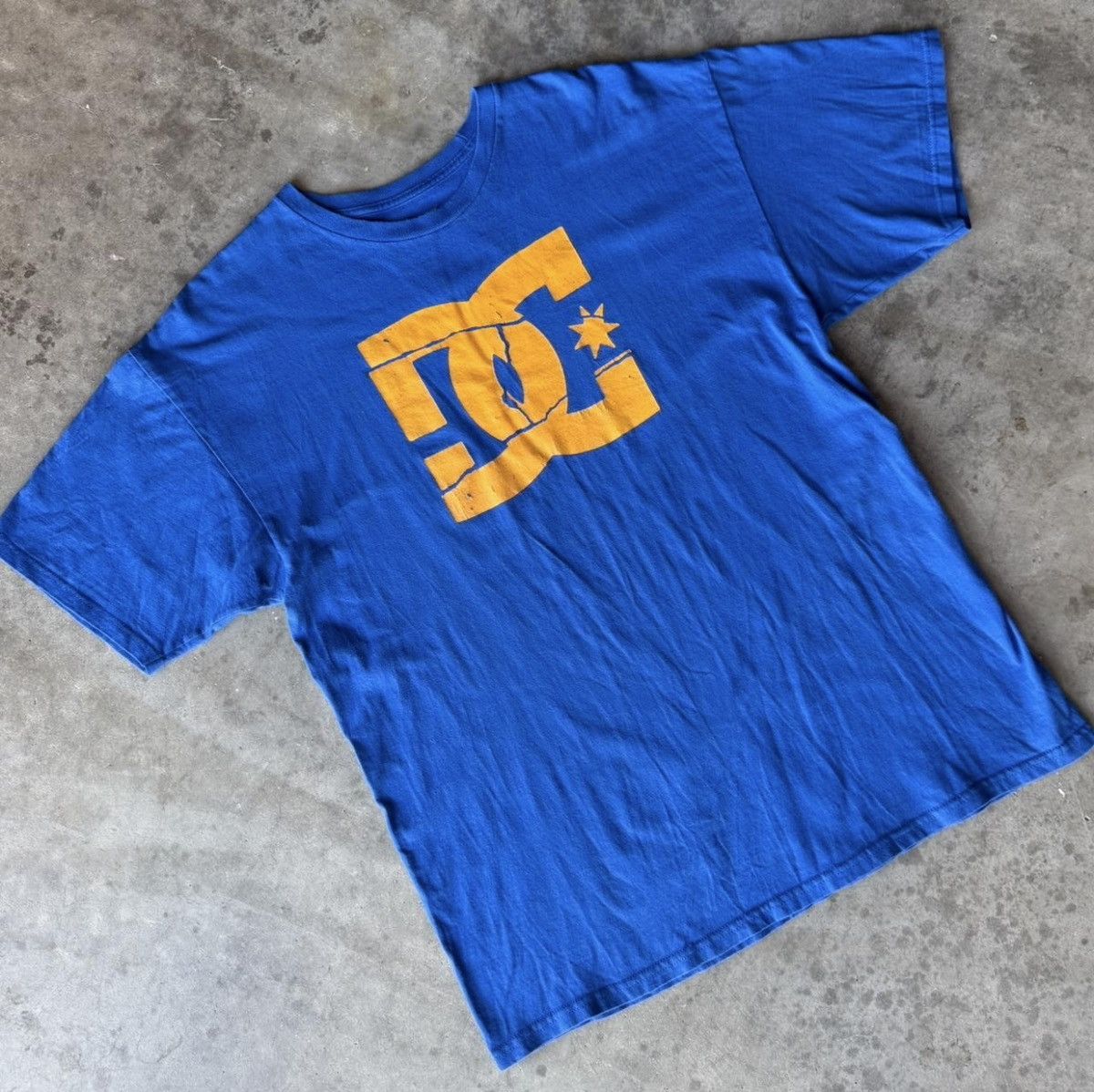DC DC Shoes T Shirt Size X - Large Size US XL / EU 56 / 4 - 1 Thumbnail