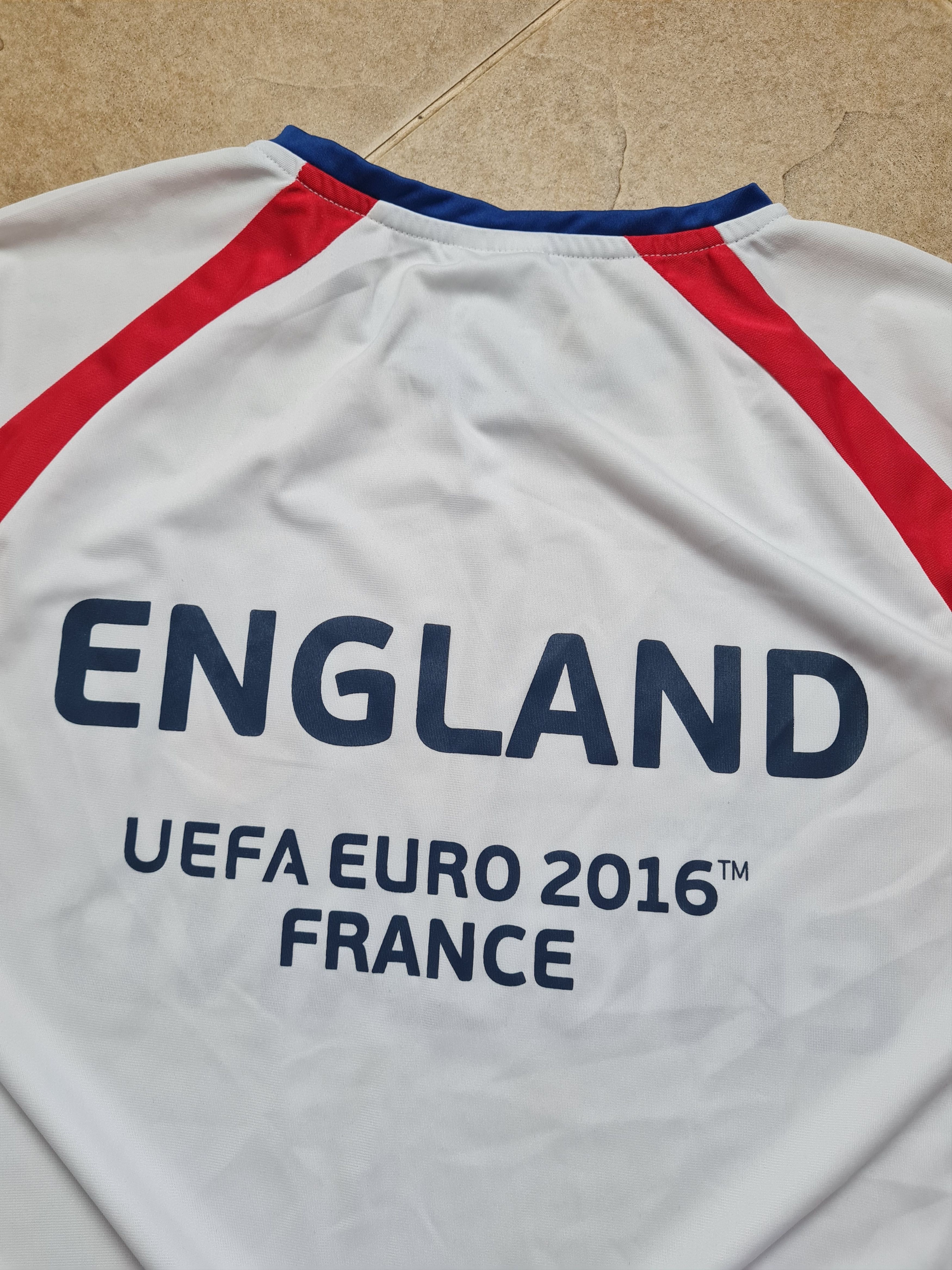 UEFA ENGLAND World Cup 2016 France FOOTBALL UEFA SHIRT ADULT Size US L / EU 52-54 / 3 - 22 Thumbnail