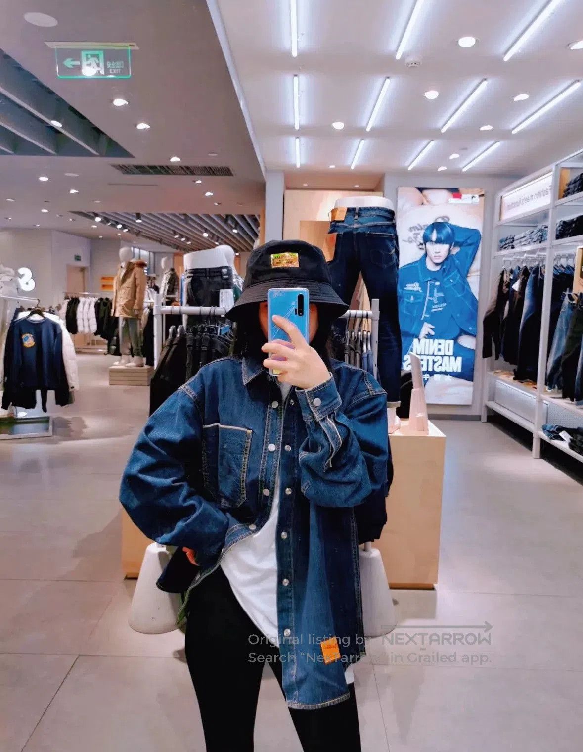 Dior DIOR FW22 Logo Tag Denim Shirt Men. Size US XXS / EU 40 - 9 Thumbnail