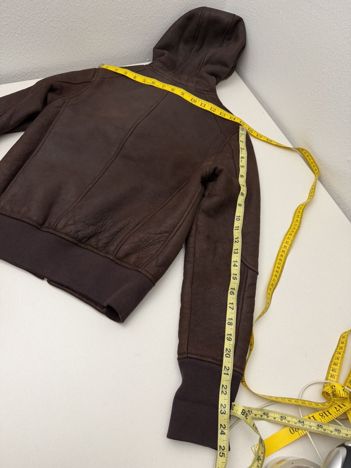 Ugg UGG Australia Genuine Soft Lambskin Shearling Bomber Jacket Size S / US 4 / IT 40 - 11 Thumbnail