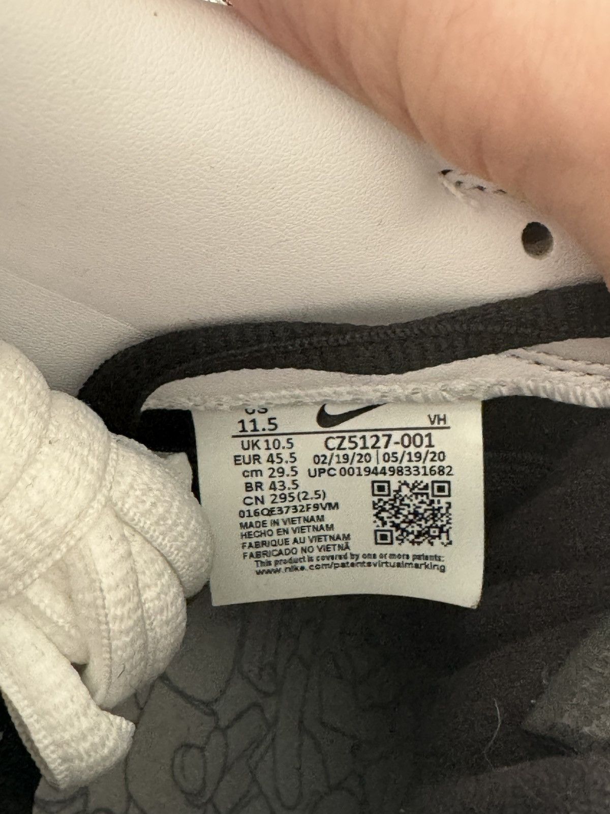 Nike Nike SB Dunk Low Medicom Toy BE@ARBRICK Size US 11.5 / EU 44-45 - 8 Thumbnail