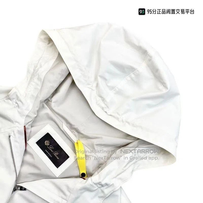 Loro Piana Loro Piana Drawstring Hooded Raincoat. Size US S / EU 44-46 / 1 - 5 Thumbnail