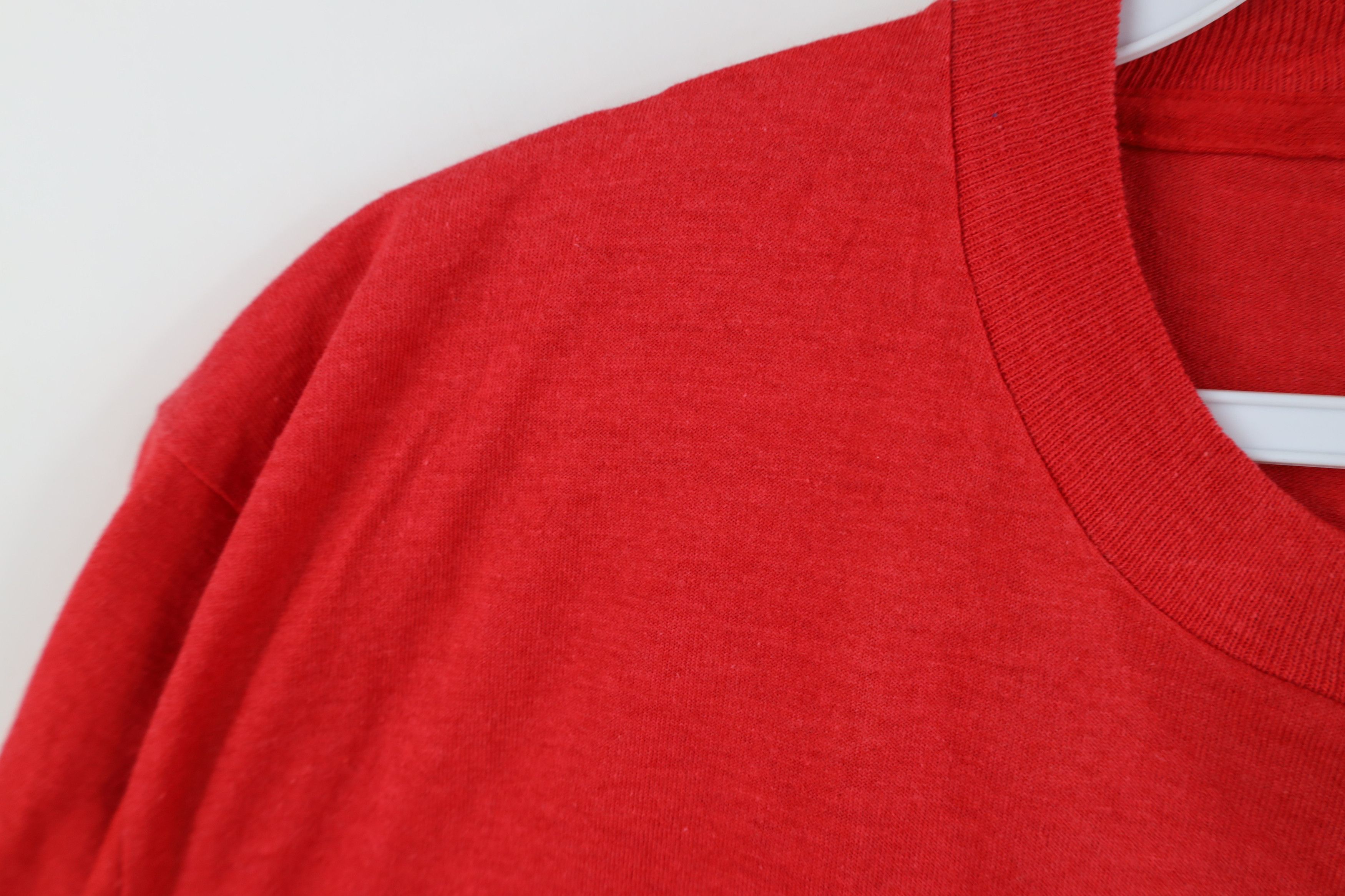 Vintage Vintage 80s Local 20 Union Short Sleeve T-Shirt Red USA Size US XL / EU 56 / 4 - 7 Thumbnail