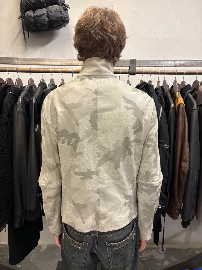 Emporio Armani × Vintage SS2011 Emporio Armani Grey Camo Leather Jacket Size US M / EU 48-50 / 2 - 3 Thumbnail
