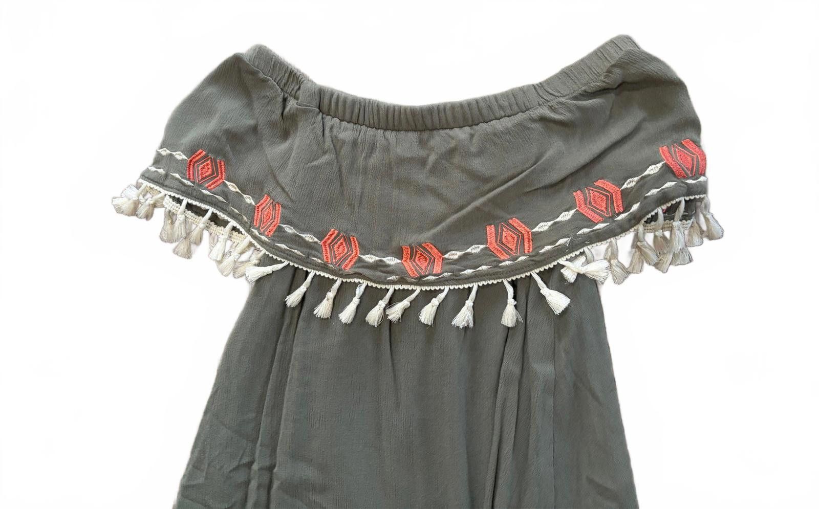 Other MIAMI Off-Shoulder Tassel Trim Dress w Embroidered Detail XS Size ONE SIZE - 3 Thumbnail
