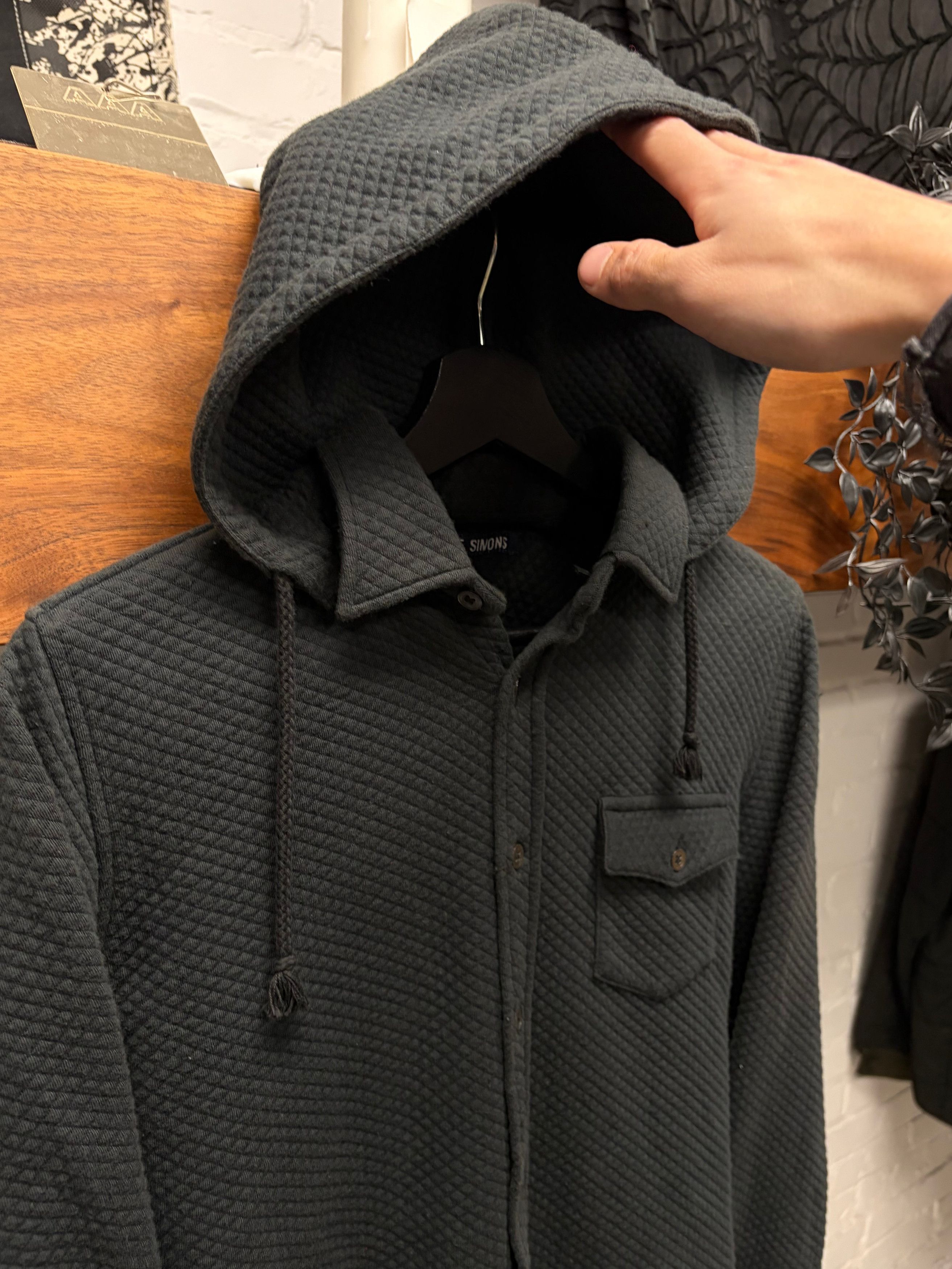 Raf Simons AW1999 Raf Simons Quilted Cotton Black Hooded Collar Shirt Size US S / EU 44-46 / 1 - 2 Thumbnail