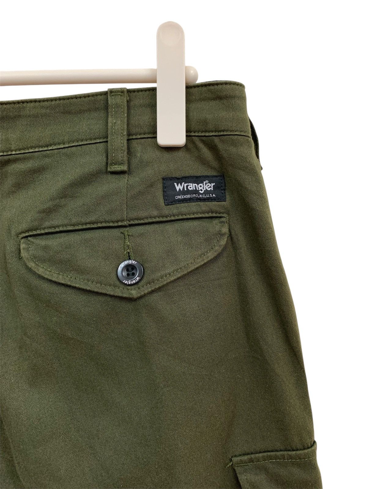 Wrangler Wrangler Cargo Pant size 34 olive green Size US 34 / EU 50 - 7 Thumbnail