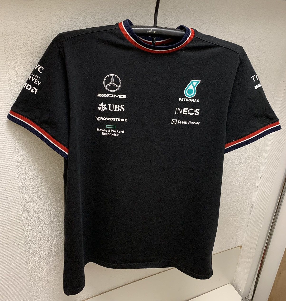 Mercedes-Benz Mercedes Benz Petronas Formula Uno Racing black 2xl t-shirt Size US XXL / EU 58 / 5 - 1 Thumbnail