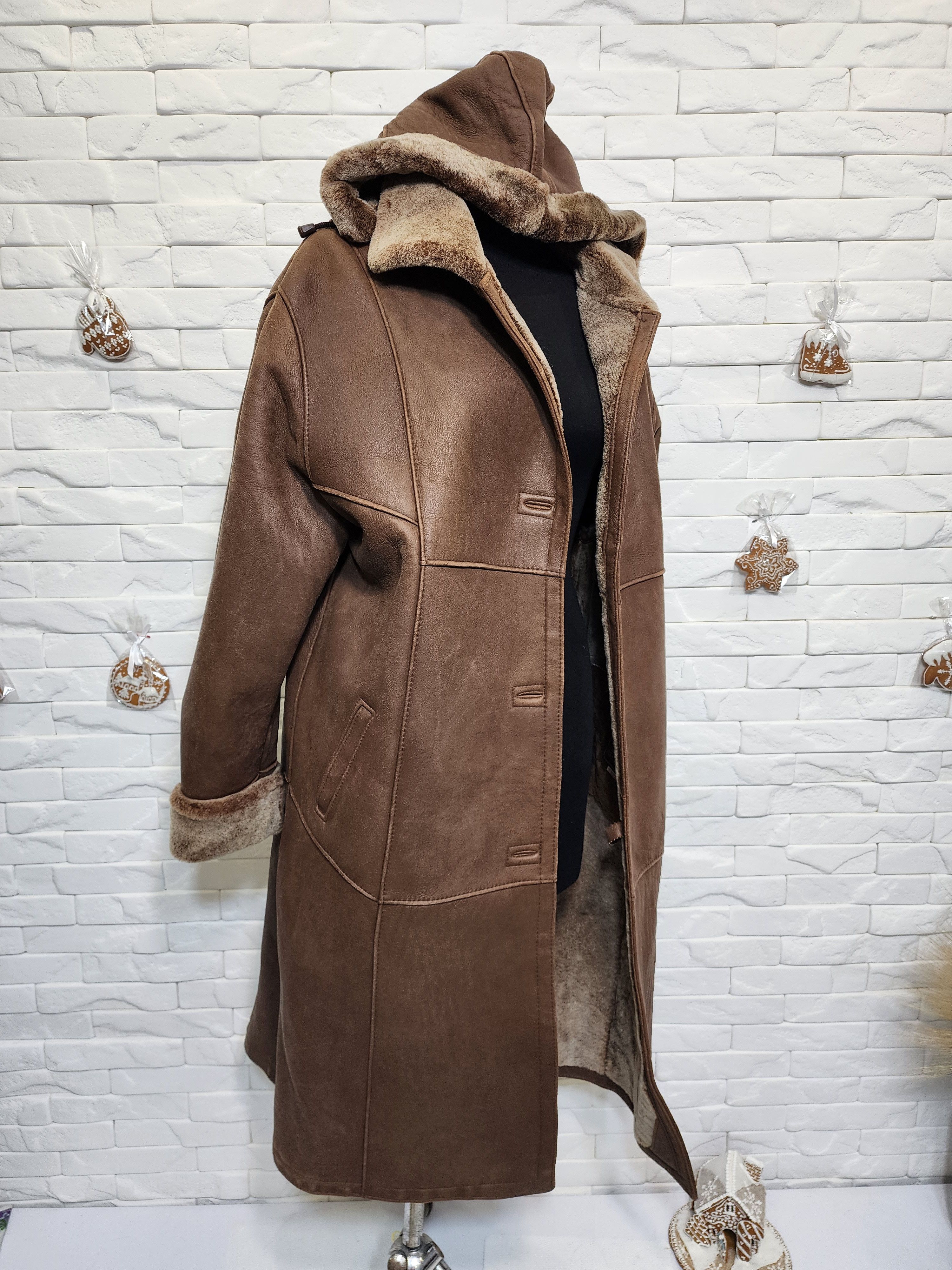 Furla Women's Brown Sheepskin Coat: Genuine Fur Hood Size 3XL / US 20-22 - 3 Thumbnail