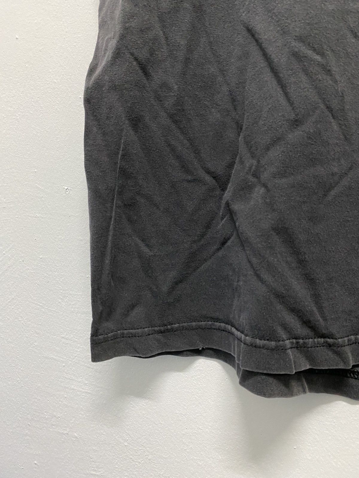 Vintage Vintage Y2K Faded Skull shirt Size US XL / EU 56 / 4 - 7 Thumbnail