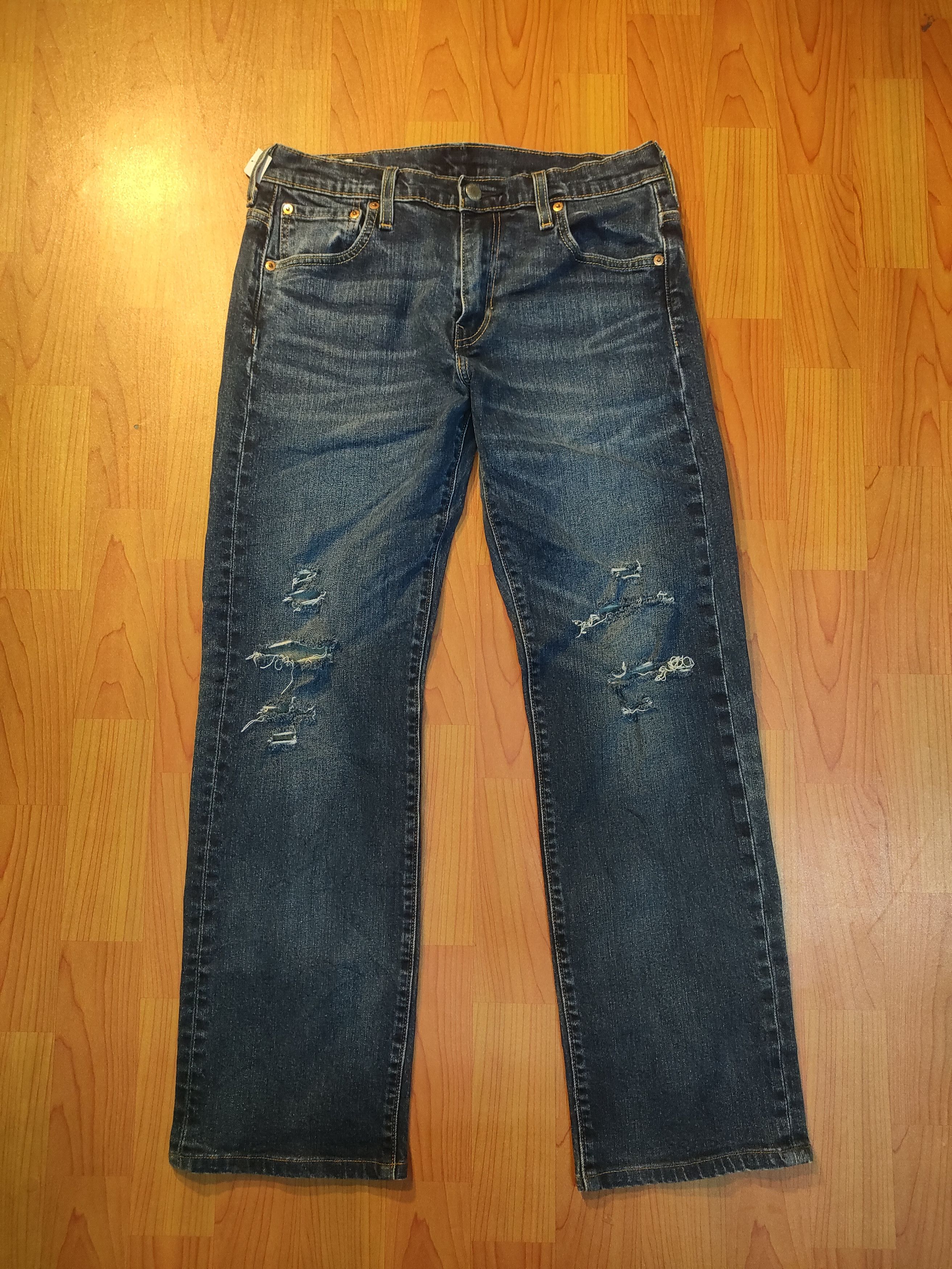 Levi's Distressed Levi's 569 Big E Jeans Size US 30 / EU 46 - 1 Thumbnail