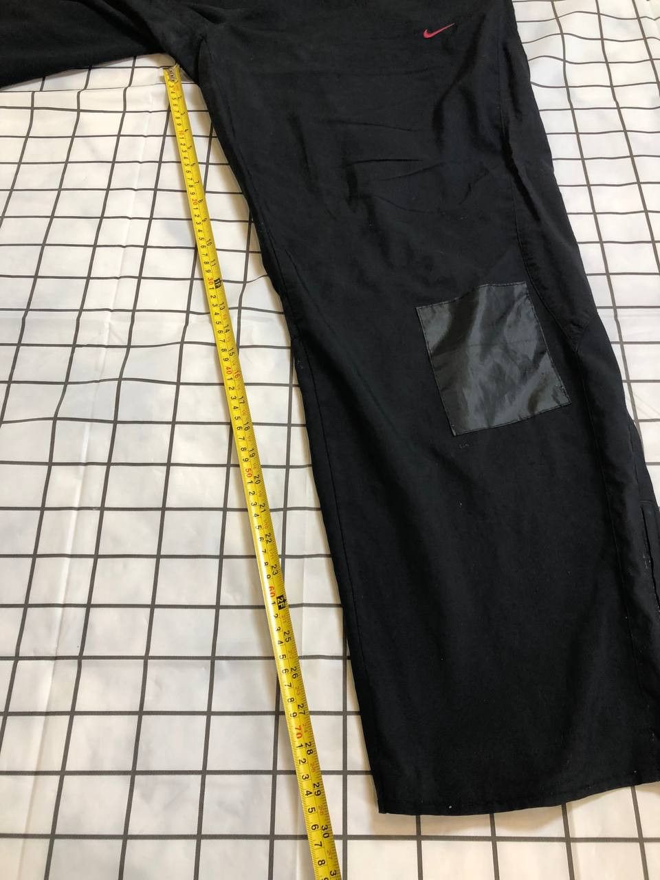 Nike sweatpants black NIKE logo Y2K Vintage size XXL Size US 38 / EU 54 - 9 Thumbnail