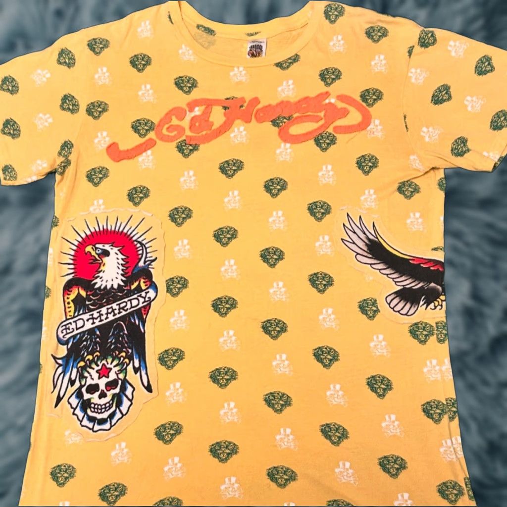 Ed Hardy VINTAGE Ed Hardy All Over Print Death Before Dishonor VTG Shirt Mens L Yellow Short Sleeve Tattoo Skull Y2K Punk Grunge Hip Hop Shirts Mens Size US L / EU 52-54 / 3 - 1 Thumbnail