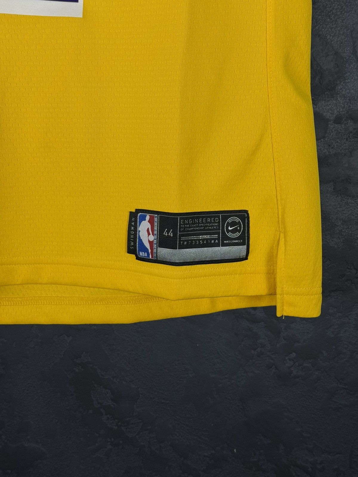 Nike LA LAKERS LONZO BALL #2 JERSEY BASKETBALL SHIRT JERSEY NBA Size US L / EU 52-54 / 3 - 4 Thumbnail