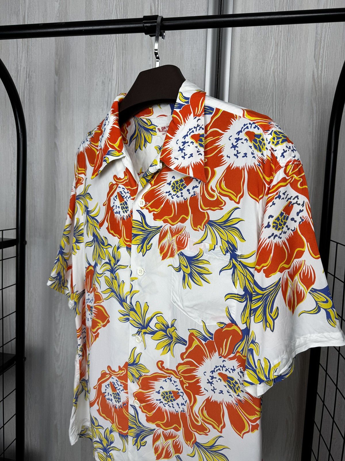 Sun Surf SUN SURF 2020 HAWAIIAN SHIRT SS38315 "NIGHT BLOOMING CEREUS" Size US XL / EU 56 / 4 - 4 Thumbnail