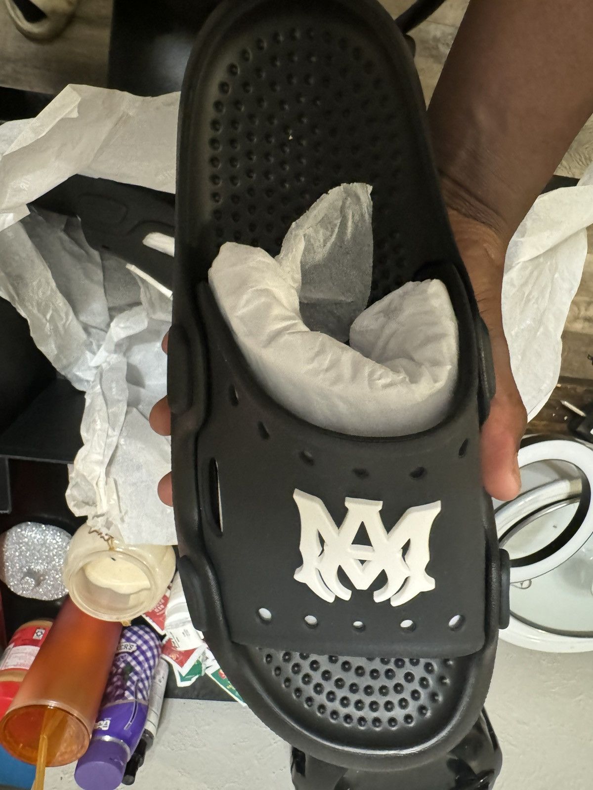 Amiri Amiri slides Size US 10 / EU 43 - 14 Thumbnail